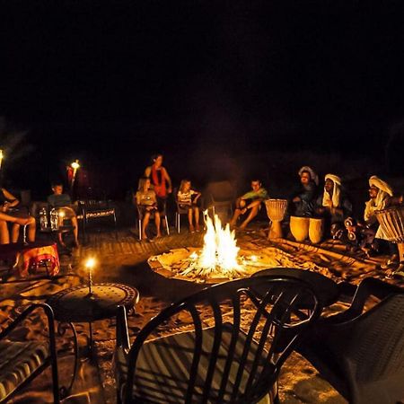 Merzouga Nomadic Luxury Camp Exterior photo