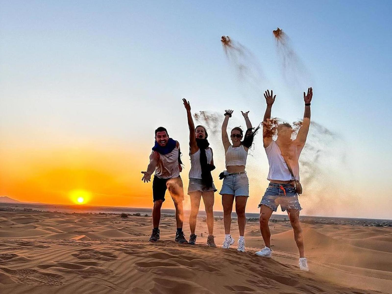 Merzouga Nomadic Luxury Camp Exterior photo